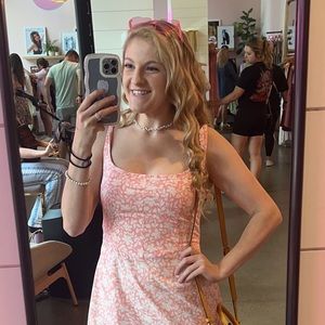 Meet your Posher, Jillian